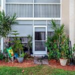 Excellent knowledge on buying and sell properties.